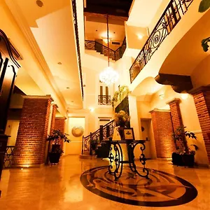 nueva-luna.hotelspuebla.com/